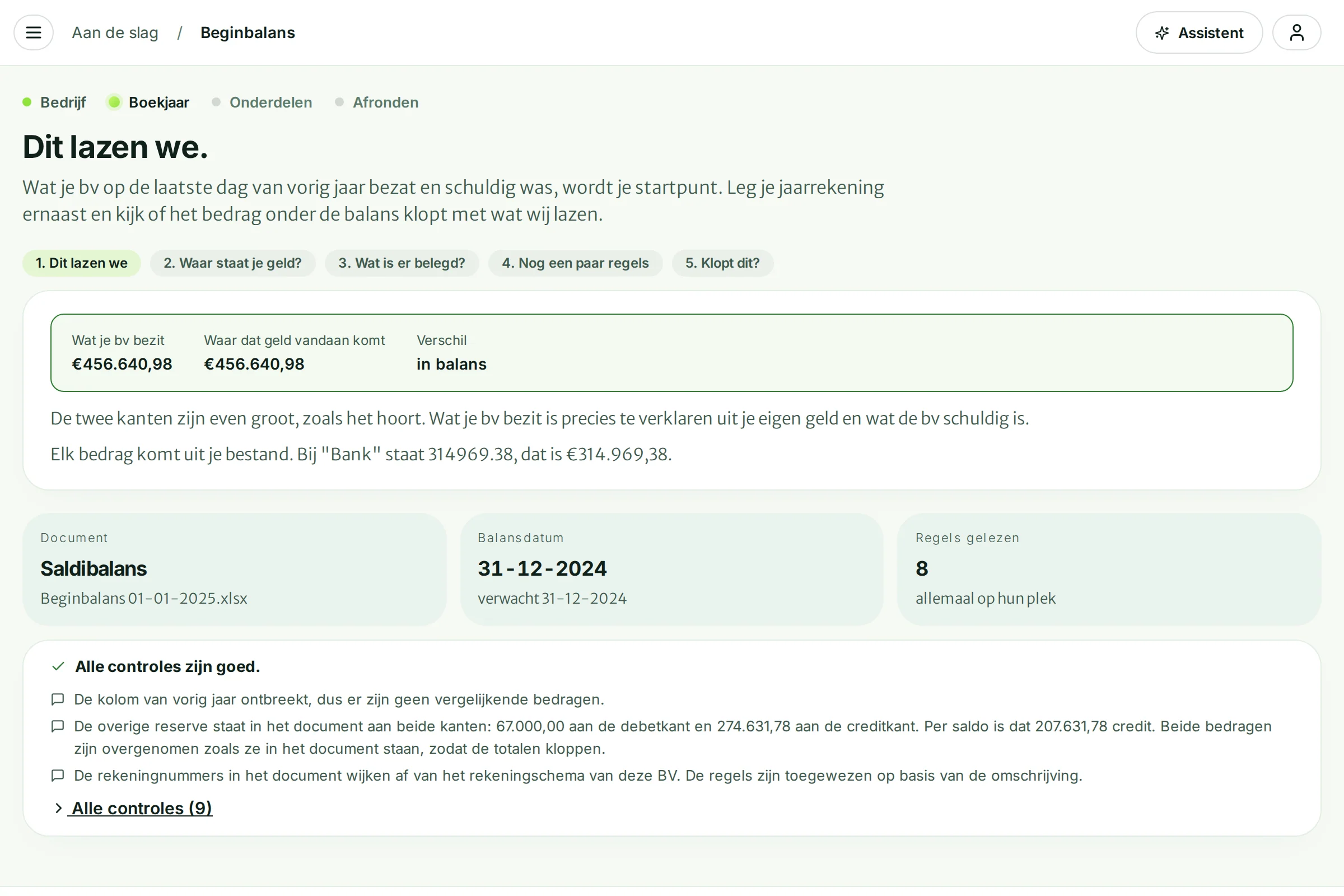 Het scherm Dit lazen we met de twee totalen van de balans en de melding in balans