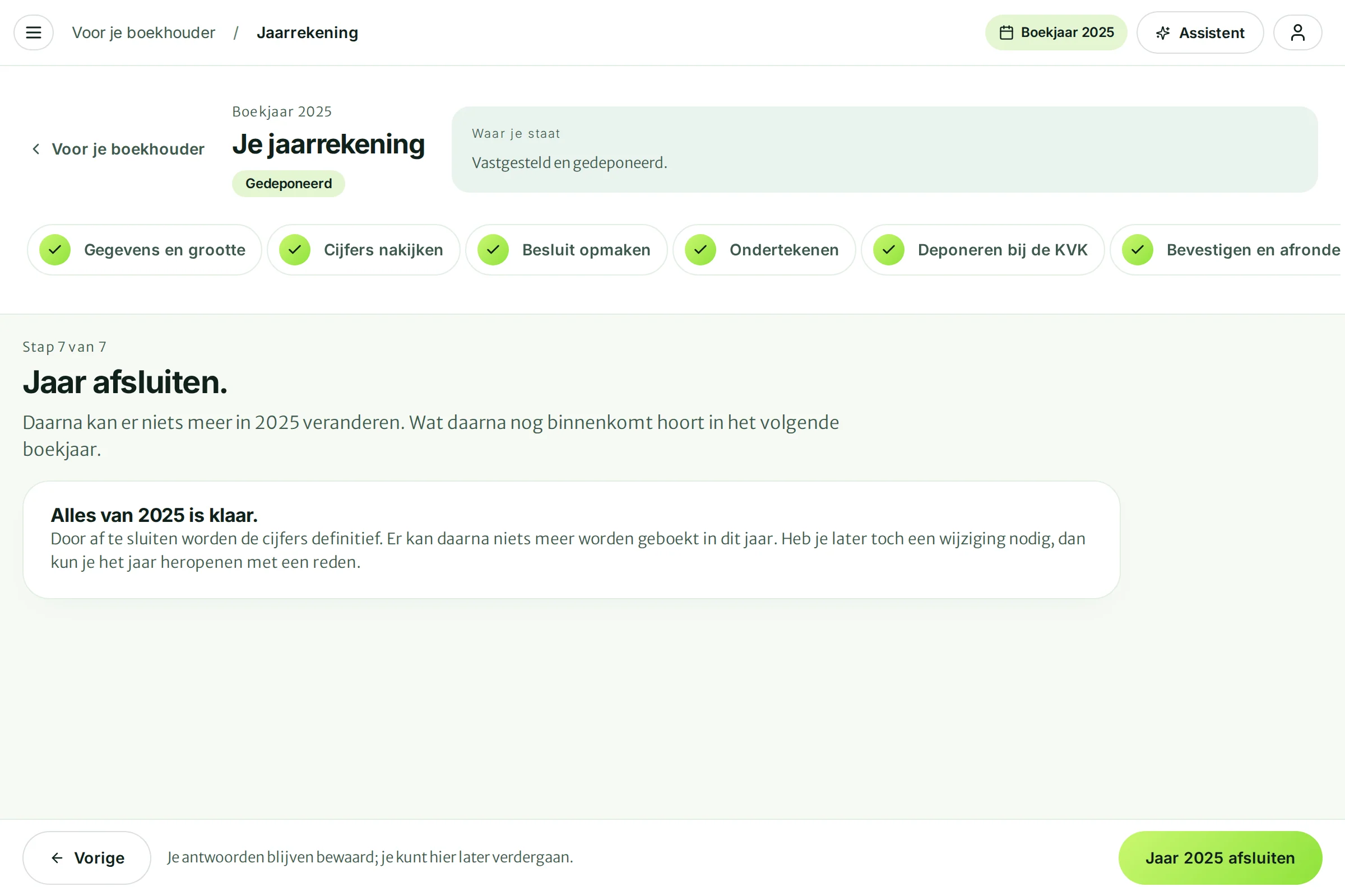 Stap 7 Jaar afsluiten met Alles van 2025 is klaar en de knop Jaar 2025 afsluiten